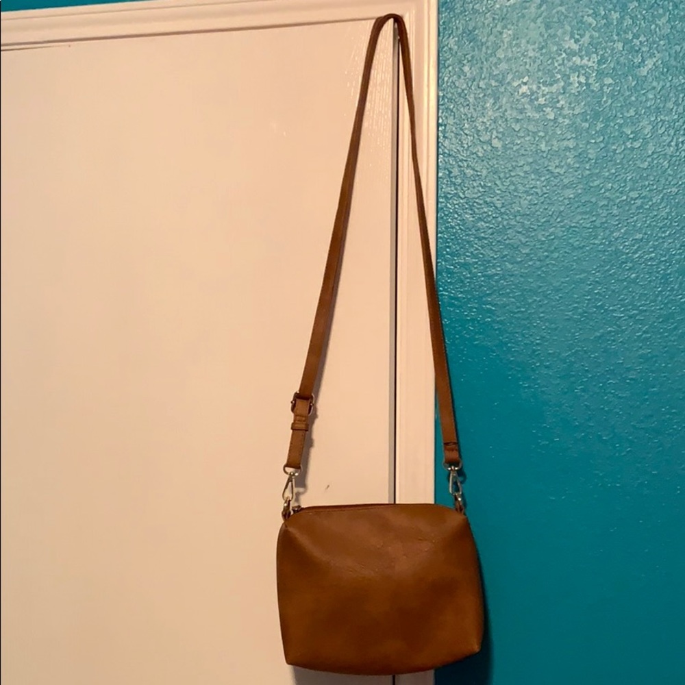 Crossbody purse